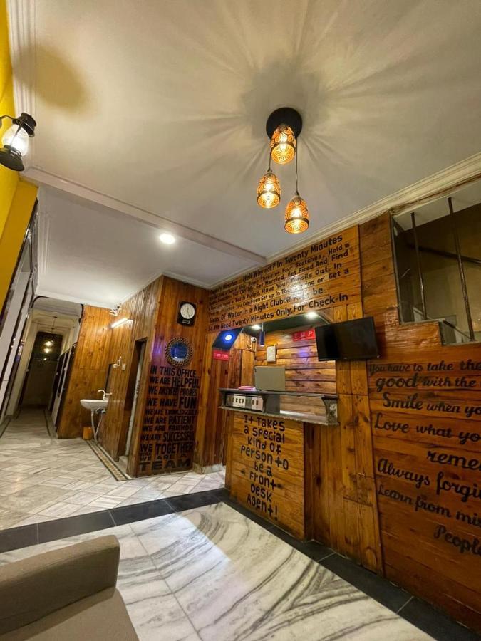 Travel Monkey Hostel آغْرا المظهر الخارجي الصورة